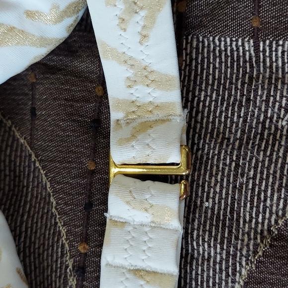 NWOT Victoria Secret gold and pink Medium bikini - Picture 8 of 11